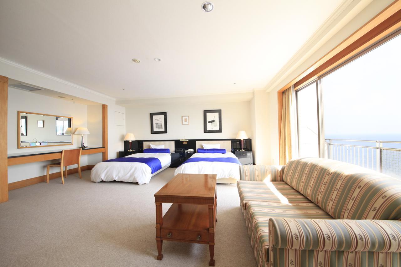 Kkr Hotel Atami Atami  Eksteriør billede